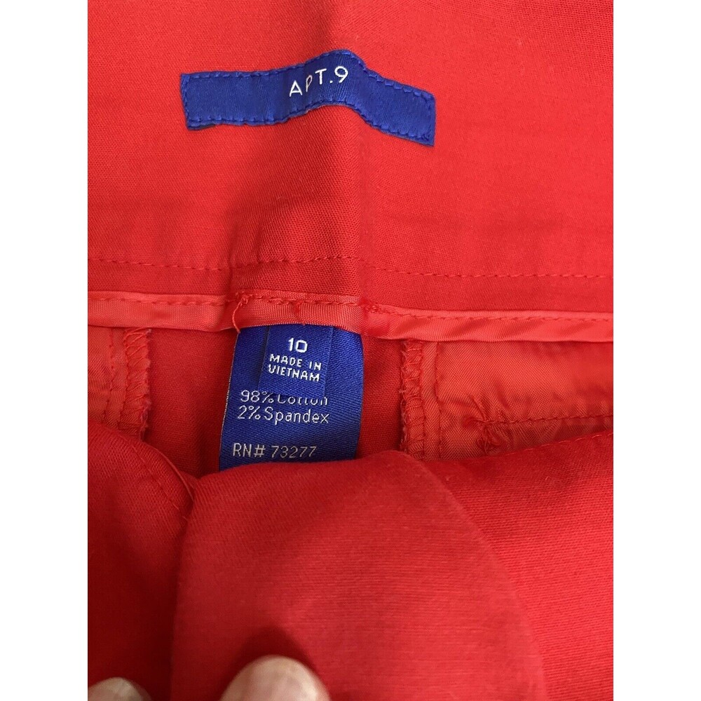 Size 10 Apt 9 Women Shorts Red - Picture 2 of 4